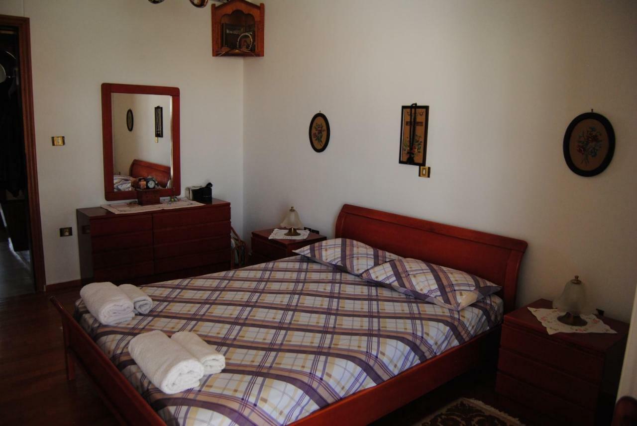 Apartment By The Beach Kalamata Exterior photo
