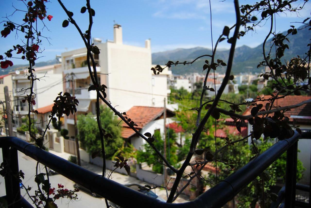 Apartment By The Beach Kalamata Exterior photo