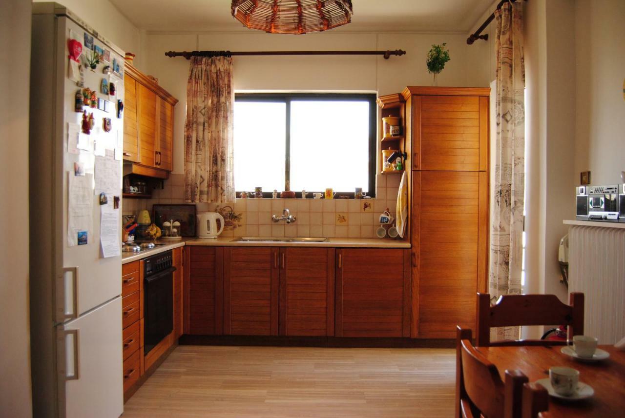 Apartment By The Beach Kalamata Exterior photo
